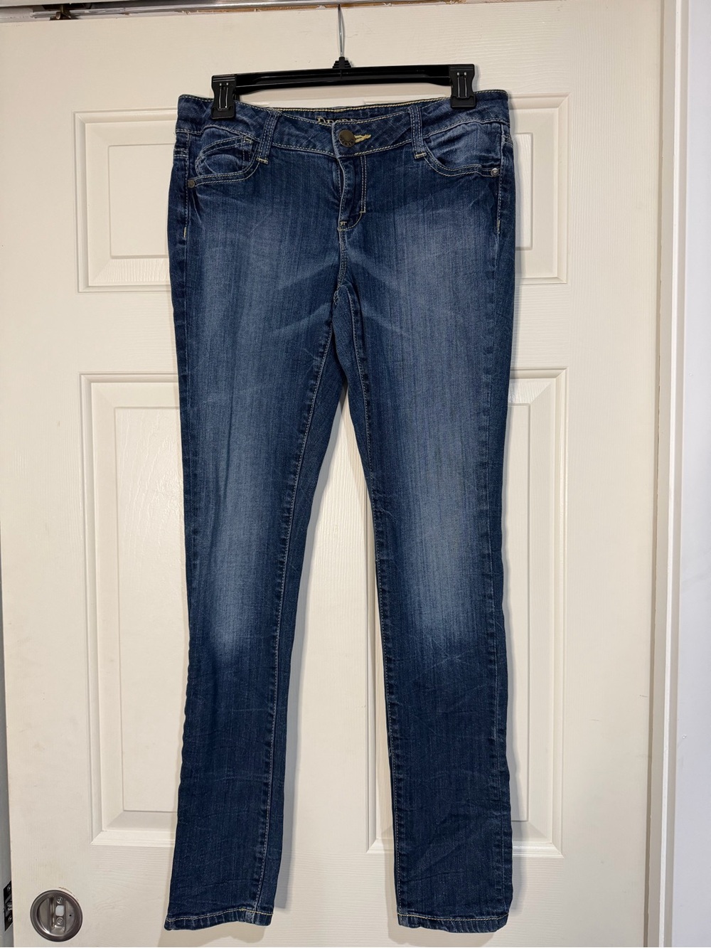 Decree Dark Blue Straight Leg Jeans Bundle 3+ clothes under $20 for 40 % off!